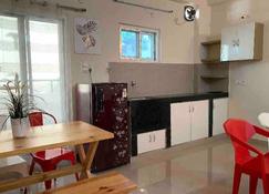 Happy Homes- Bright Airy Private Ac 2 Bhk - Hyderabad - Cocina