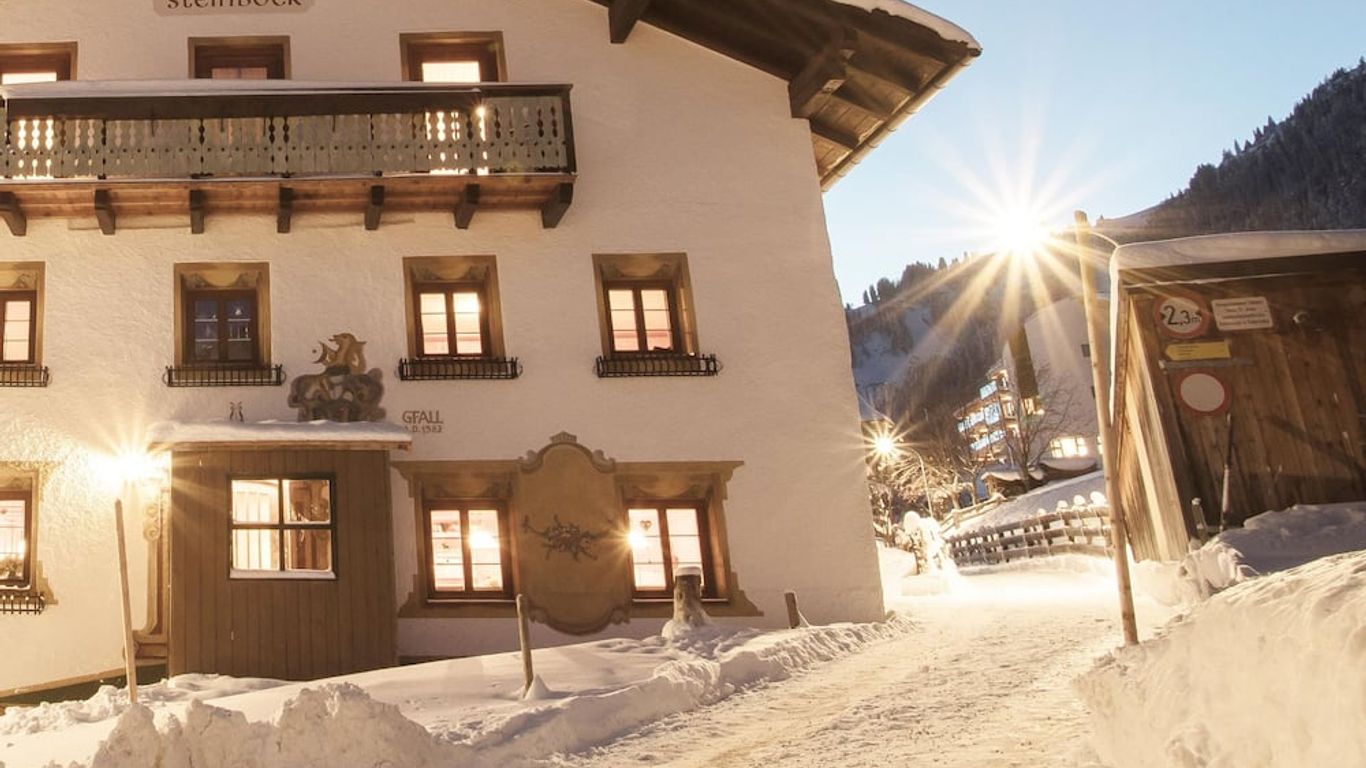 Pension Der Steinbock - Das 300 Jahre Alte Bauernhaus - Tirol