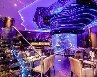 Centara Azure Hotel Pattaya - Pattaya - Restaurant