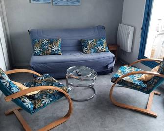 Apartment with sea view T3 in Longeville sur Mer (Vendée) - Longeville-sur-Mer - Salon