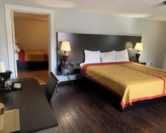 Pigeon Forge Parkway Inn - Pigeon Forge