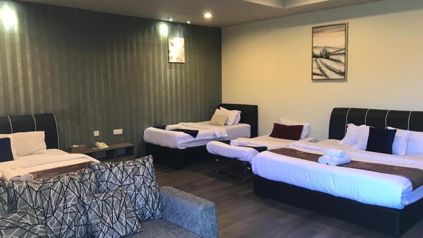 i Garden Hotel