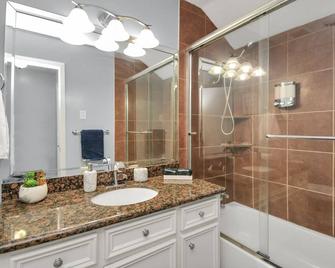 Stylish Chateau in heart of Houston's Upscale River Oaks - ヒューストン