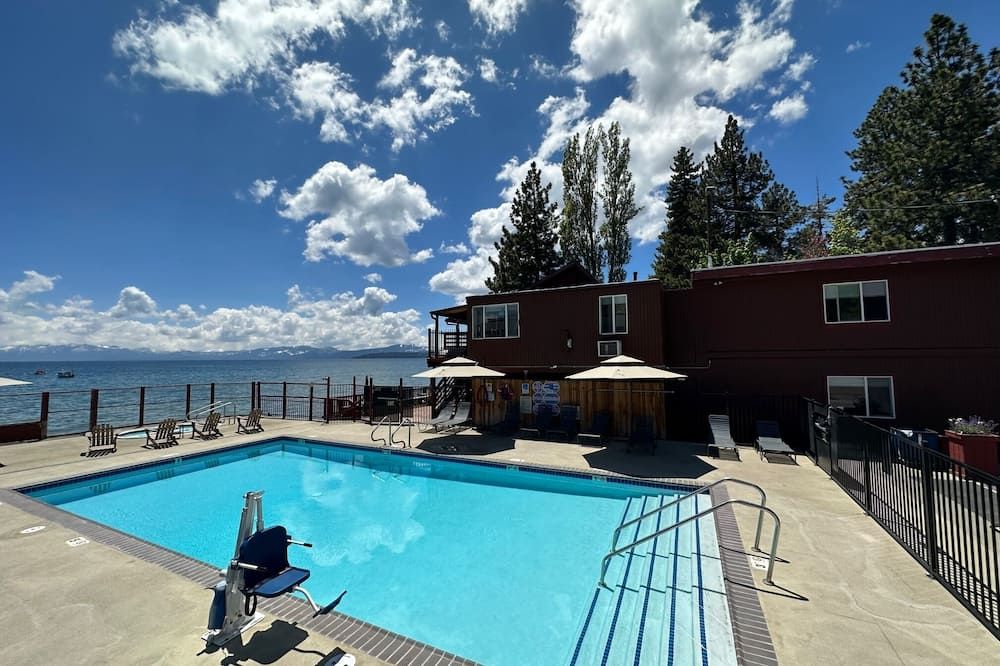 Crown Motel - Kings Beach - Piscine