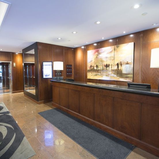 Front desk view of Cambridge Suites Toronto