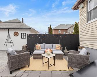 Casa De Paz II - Min From Nyc The Heights - North Bergen - Balkon