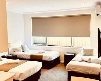 Merivale Motel - Tumut - Slaapkamer