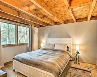 Woodstock Sanctuary Spa Retreat - walk to town! - Woodstock - Bedroom