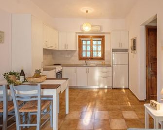 Panagea Holiday Apartments - Kitries - Cocina