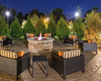 Courtyard by Marriott Hot Springs - Hot Springs - Patio