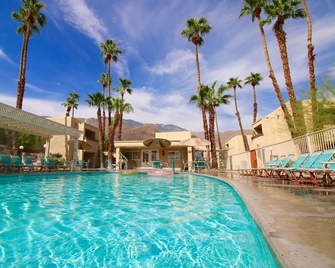 Desert Vacation Villas - Palm Springs - Pool