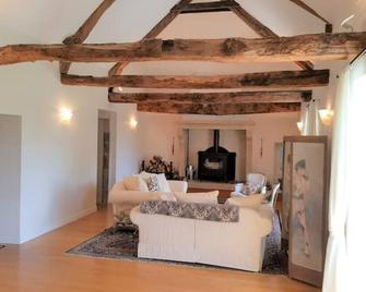 Domaine de Lesquilourié, Cordes-sur-Ciel - Trévien - Sala de estar