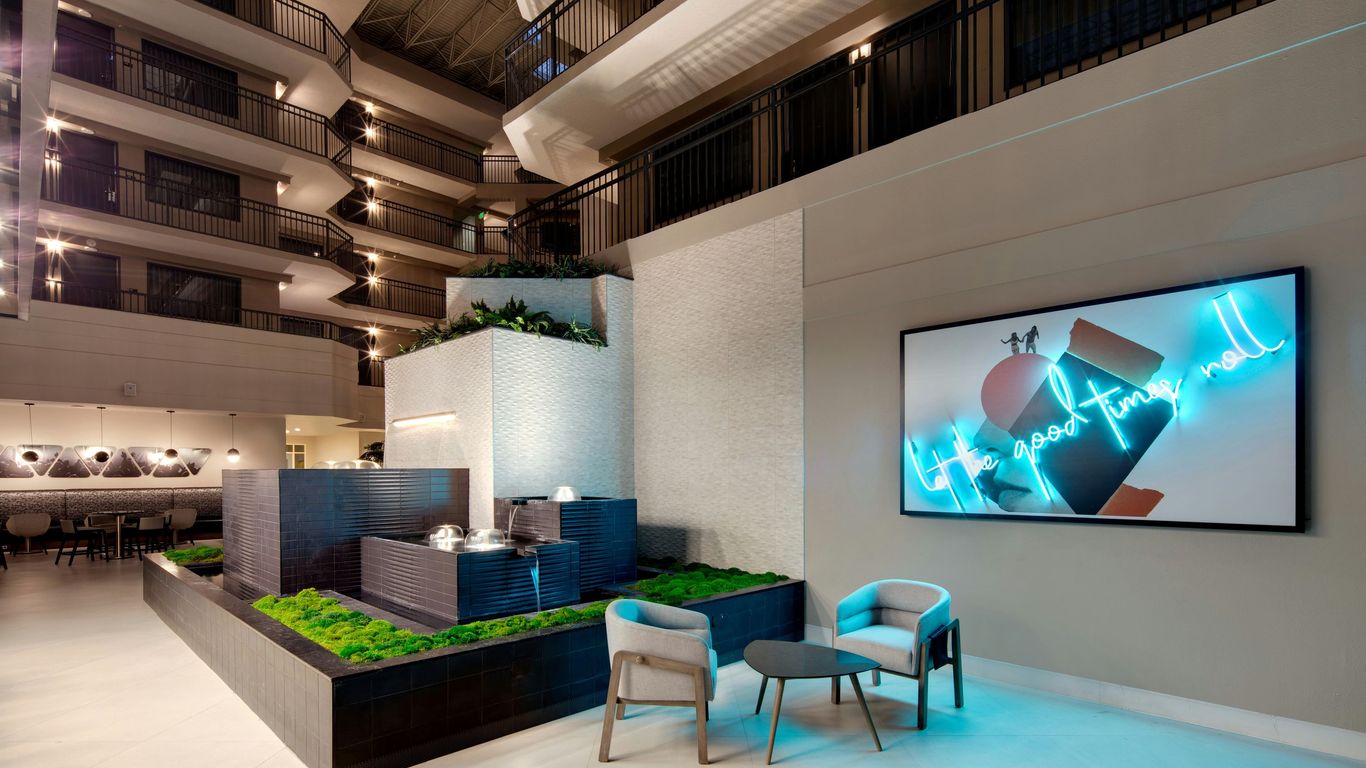 Embassy Suites by Hilton San Rafael at Marin Center