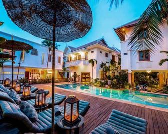 Mane Village Suites - Siem Reap - Pool