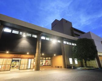 Yutorelo Yamaga - Yamaga - Building