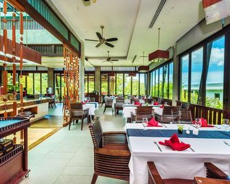 Wyndham Sea Pearl Resort Phuket (SHA Plus+) - פאטונג - מסעדה