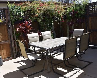2 bd w/ yard in heart of Old Town-- WE LOVE PETS! Check our Insta @oldtownvacay - סן דייגו - פטיו