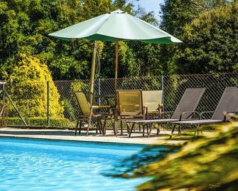 Velinn Hotel Fazenda Fonte Das Hortênsias - Santo Antônio do Pinhal - Pool