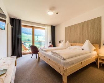 Hotel Tyrol - Funes/Villnöß - Bedroom