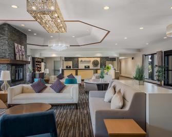 Radisson Grand Rapids Riverfront - Grand Rapids - Lobby