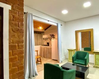 Hospedagem Central - Tiradentes - Sala de estar