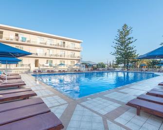 Chc Marilena Hotel - Heraklion - Pool