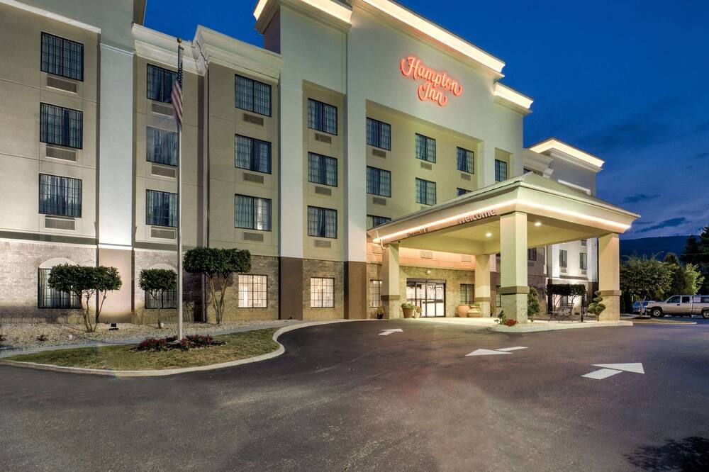 Hampton Inn Salem - Salem - Edificio