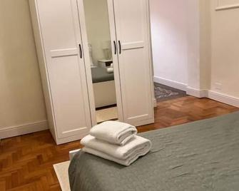 La Finestra su San Lorenzo - Firenze - Makuuhuone