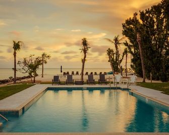 Seascape Resort & Marina - Marathon - Piscine
