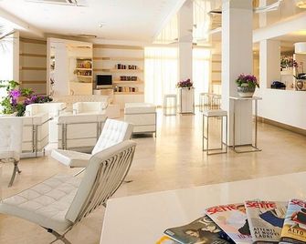 Hotel Excelsior - Vasto - Reception