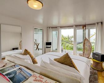 The Surf Lodge - Montauk - Bedroom