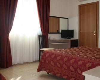 Motel Boston - Silvi Marina - Sovrum