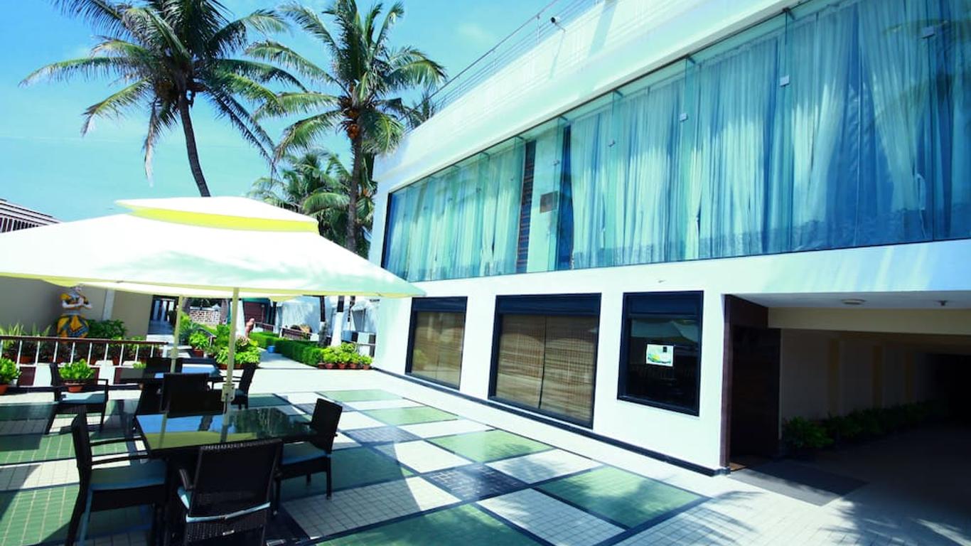 Hotel Holiday Resort