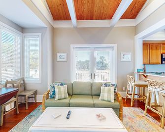 Sunshine Haven - Carrabelle - Sala de estar