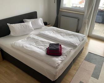 Apartment Schmuck - Bad Abbach - Schlafzimmer