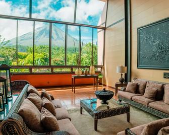 Hotel Arenal Kioro Suites & Spa - לה פורטונה - סלון
