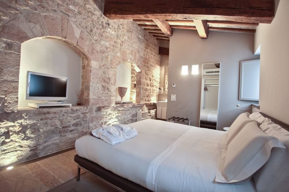 Nun Assisi Relais Spa Museum - אסיסי - חדר שינה