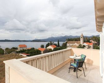 Apartment Ana Lopud with balcony - Lopud - Balcony