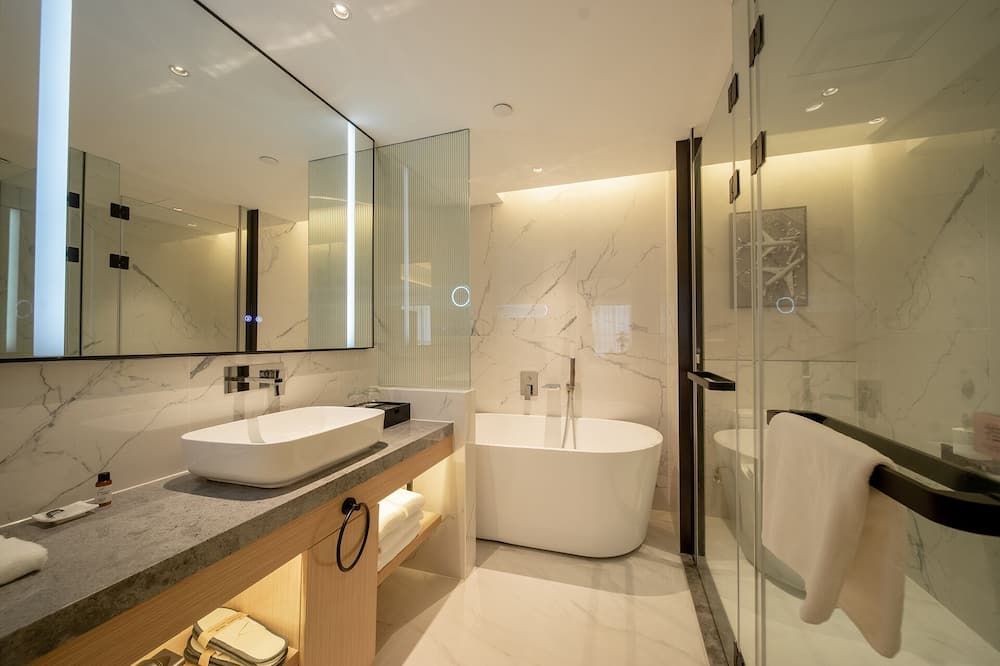 Rezen Select Hotel Guangzhou Baiyun International Airport & Airport T2 thumbnail 3