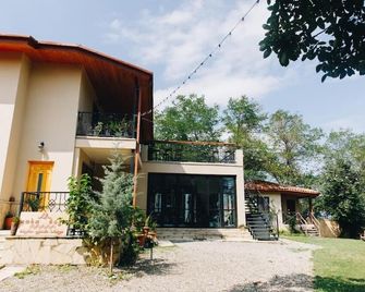 로스트 릿지 인 & 브루어리 & 랜치 - 시그나기 - 건물