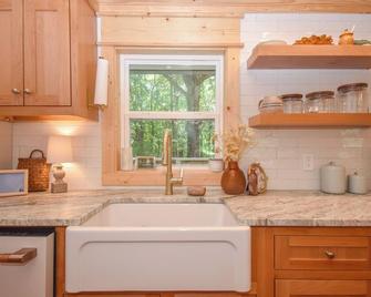 The Cottage at Walnut Ridge - Goodwater - Kuchnia