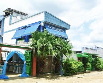 Hôtel La Renardière - Douala - Bâtiment