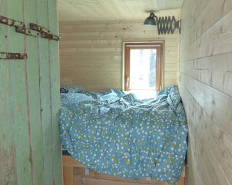 The Caravan of the Estables - Les Estables - Chambre