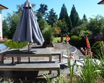 The Old Nurses Home Guesthouse - Reefton - Patio