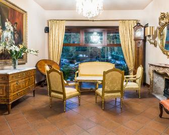 La Fenice - Prague - Living room