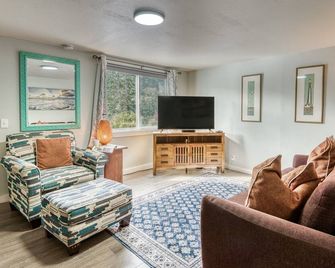 S5 - The Drop - Surf Inn - Netarts - Sala de estar