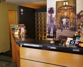 Sur Hotel - Montevideo - Front desk