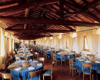 Bes Hotel Bergamo Cologno al Serio - Cologno al Serio - Restaurant