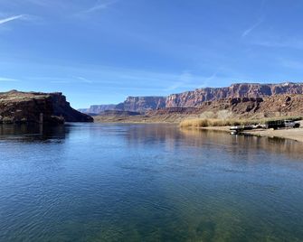 Traditional Navajo Hut Rental for a Secluded Vacation near Page, Arizona - Marble Canyon