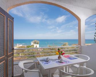 Iliostasi Beach Apartments - Hersonissos